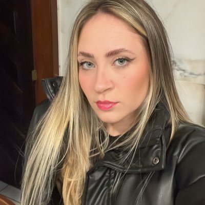 laisnascimentt's profile picture. coisas boas acontecem ✨ https://t.co/XwsatWCTDt