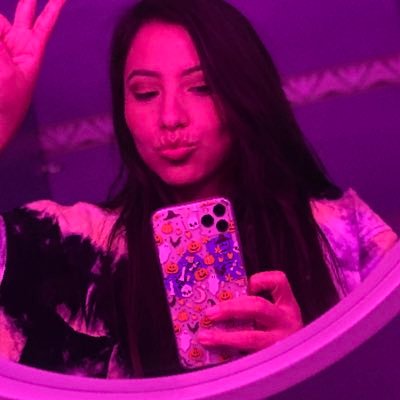 luckytlo213's profile picture. 