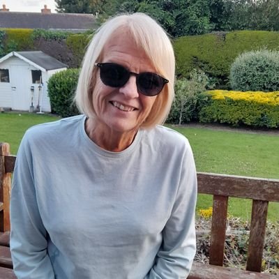 magslamo's profile picture. Everything is temporary.