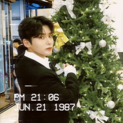 yaps a lot about @TVXQ @SJofficial @SHINee and Running Man members • if we have same faves, let’s be moots! • tweets are in ENG/ID