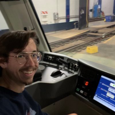 as seen on a train, he/him. place for friends: @LeCorbussy
