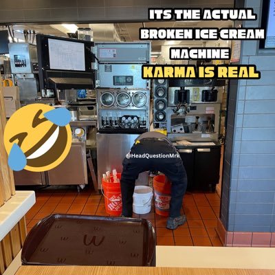 headquestionmrx's profile picture. Bio changes daily like my mood! but it's always 👁 Head ? 🧠 👻: headquestionmrk | 📸 | 🫠 #TL2S