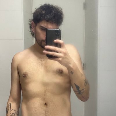 elemi__u's profile picture. 