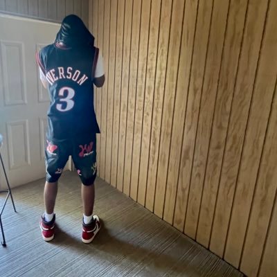 ihatezay1k's profile picture. leave me alone 🤣