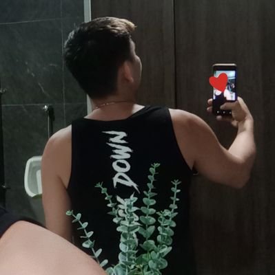 mahilig sa mga daddy na dadbod at chinito
on prep💦💦💦💦
libre lng po ang prep