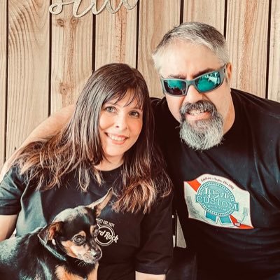nurse🩻🩺💊mom👦🏻wife👩🏻❤️👨🏻patriot🦅🇺🇸❤️lover of dogs🐶🐕🐩Houston Astros fan🧡⚾️💙 UT Alum 🧡🐂 Hook ‘em 🤘🏻#DonateLife #OrganDonor #KidneyDonor #LRD