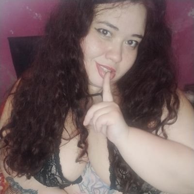 Soy Zaii Firee, atrévete el infierno está encantador🔥
Bbw 💕
Seguime en todos lados👇
El fuego enciende aqui🔥👇