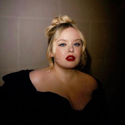 MollyM80820822's profile picture. Currently obsessed with Bridgerton, particularly Polin and Nicola Coughlan. I also love Hacks, Succession and Yellowjackets. Fanfic writer, 30, queer, she/her.