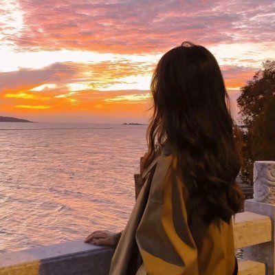 MandelThomson3's profile picture. Perseverance is a key factor to success. As long as you knock on the door long enough and loud enough, you will eventually wake people up.💫💫