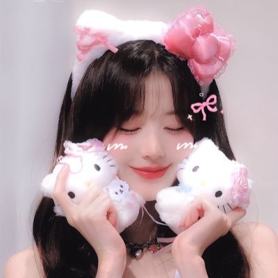 she/her | INFJ-T |🗣: 🇯🇵(🇵🇭(bicol,tagalog), Eng👌🏻) | 아이브 (인형즈) / 르세라핌 (허 윤진) / 에스파 (닝닝) / 아일릿 (원희 , 모카)