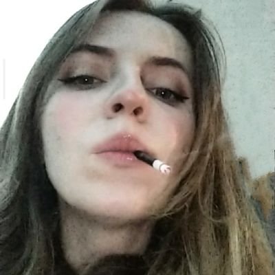 itsmashaklo's profile picture. infj