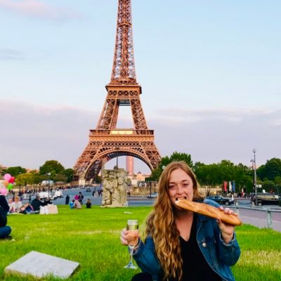 📍Moved abroad on accident