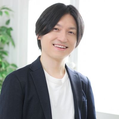 空間映像デザイナー🍀面白いこと考え人⭐️プロジェクションマッピングを企画制作する株式会社ウチキカク代表取締役🍀ダンスカンパニーPlaTEdgE代表⭐BNI名古屋SEディレクターコンサルタント🍀岡崎市葵準倫理法人会幹事⭐名古屋中村ライオンズクラブ🍀日本デザイナー芸術学院講師⭐️名古屋大学劇団新生OB🍀コントの人