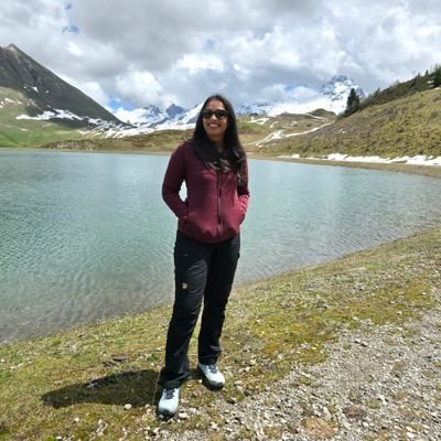 Developmental Biologist. Postdoc @EMBL @WormWranglers, past: @rinklab @mpi_nat. PhD @LecuitLab @IBDM.🕊🐤🐧 lover and part time colour pencil artist 🎨