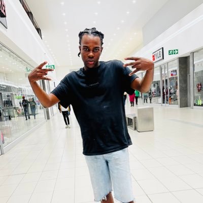 VusumuziDlodlo's profile picture. Blue Moon💙💙💙