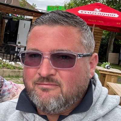 Arseholes11's profile picture. Arseholes