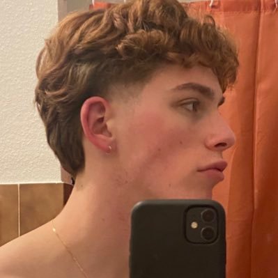 userklbc's profile picture. ici on parle de musique et on juge l’hexagone