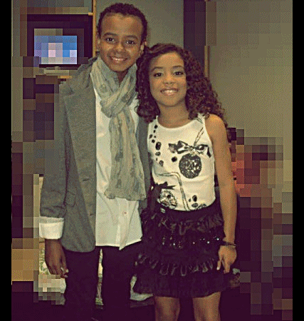 esse fã clube é para todos aqueles q amam o talento do @JOTTA_A1 e @_Juliamaciel ... Sigam, seguirei de volta! #Beijos pra voces Presidente:Gabriele :)