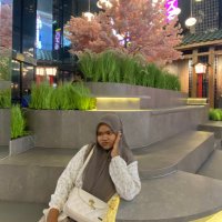 • Niki (@nirndy) 's Twitter Profile