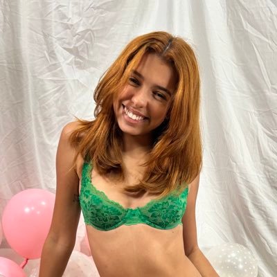 arianicolex_'s profile picture. I try to be wholesome 🤠