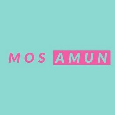 こんにちは、Mos amun(もすあむん)です! 毛糸とかぎ針を手に、心を込めて編んでいます。 ここでは、温かみのある手作り品から生まれる幸福な時間をお届けします。新作や制作の裏側をお楽しみください。#かぎ針編み #編み物 #手編み #ハンドメイド #crochet #handmade