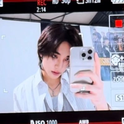 oddinaryoneout's profile picture. 