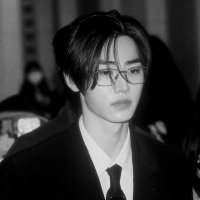 EDWARD. (@edaphical) 's Twitter Profile