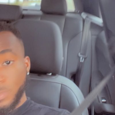 eforecstasyy's profile picture. 