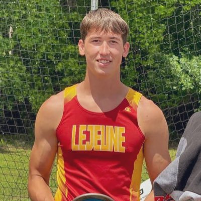 JosephM40145858's profile picture. ATH  C/O 2025     200M-23.78 Discus-138ft      3.0 GPA