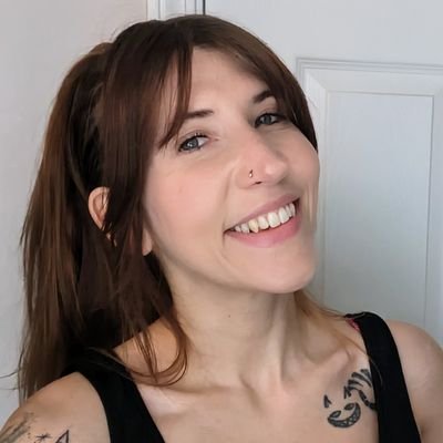 Author of Beautifully Broken Romance
https://t.co/xIwdQLdSfK
