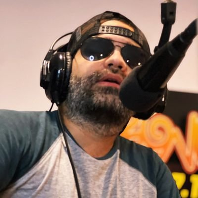 Influencer era Sinatra. Conductor de radio en Bonchona 107.1 FM. Hago MUCHA PIPOL 🎙️