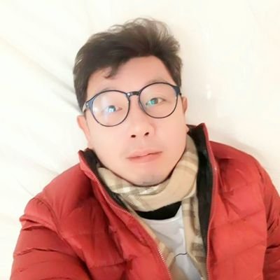 laungsophakorn's profile picture. 