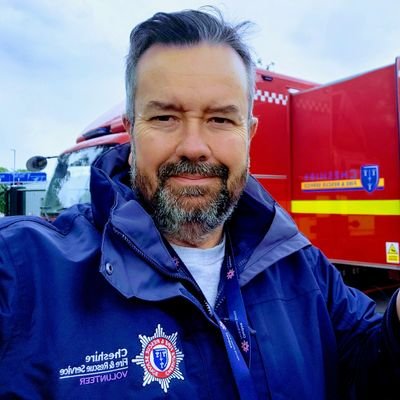 Cheshire Fire & Rescue Service 🔥 Volunteer HAZMAT ☢️ & Road Traffic Collision 🚨 Simulation 🛜🛟⛑️♿️♻️🏳️🌈 Proud Dad 💛
