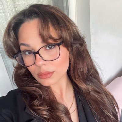 TuzenBeyza's profile picture. 