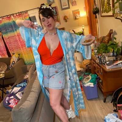 Sad from a young age | Eclectic Kitchen Witch & Ornamental Hermit | Aries: I’m baby—tweeting like that band playing the titanic sinking into the ocean