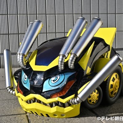he/him. 🏳️🌈 Fan of Super Sentai, other Toku series, classic animation, the Simpsons and all types of music. No DM’s.