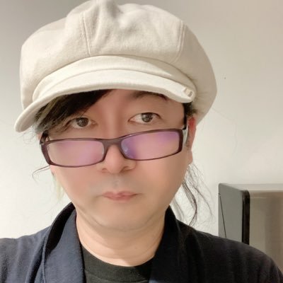 美術家、写真家『写真の現在2』21_21『写真都市展』出品。東京国立近代美術館など作品収蔵。『初めて学ぶ写真の教科書』『Compilation of photo series of Kunihiko Katsumata』他著書複数。早大法卒基本独学だが恩師多数。科学と磐と樹と水と詩と遺跡好き。京都芸術大学、多摩美術大学