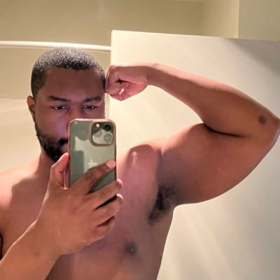 ayyyreglmao's profile picture. ✴️🌚✴️