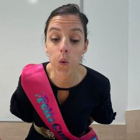 Lola Guindal (@lapiedrarosetta) 's Twitter Profile