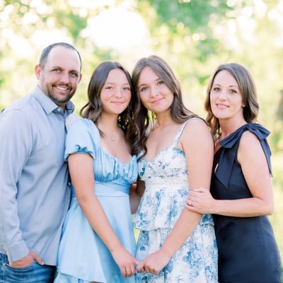 james_whidden81's profile picture. 🥎 Dad