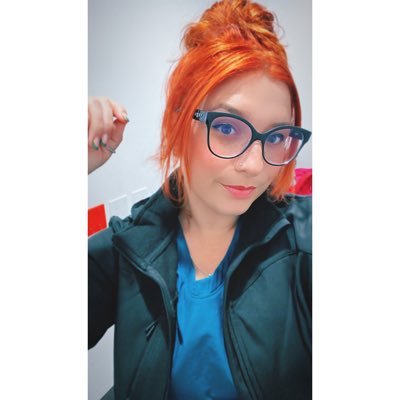 📍🇲🇽 Tij - Ens | 👩🏼⚕️ Medicina, Docencia, Beisbol | 📌 Inked, Pierced, Medicated |