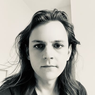 nat_nll's profile picture. She/they