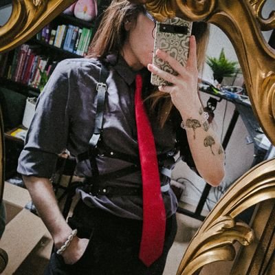 helenaoriana's profile picture. 