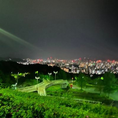 山口住み 25の代 車持ち デブスです。 身長170cm 体重80kg 顔やスタイル気にする人❌