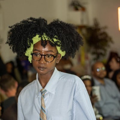 m00n_lee's profile picture. 