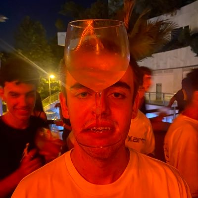 WhyAlwaysLalo's profile picture. Año 4: https://t.co/0ePSiqyje0