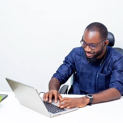 AdenigbaDami's profile picture. The Nothing @visionplaneteye 
Data || Delivering Happiness. 🤲