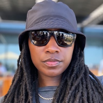 kleena_'s profile picture. Music and sports are so synonymous • 11:1