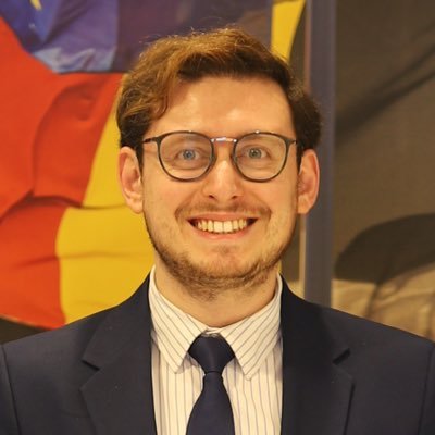 Chroniqueur @fransizgastesi // Représentant @bruxircle // Master en affaires européennes @sorbonne_univ_ // Alumni @unistra @galatasaray_uni @GIFGRF