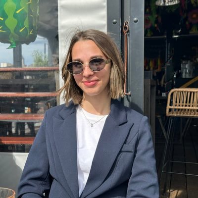 carvalhooocris's profile picture. 